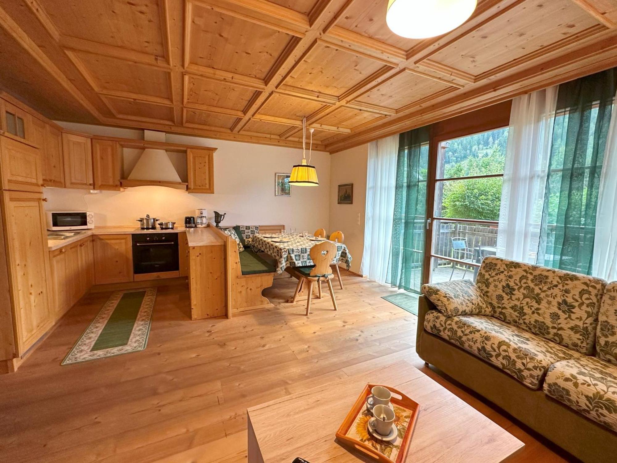 Apartamento Haus Clara By Isa Badkleinkirchheim Bad Kleinkirchheim Exterior foto